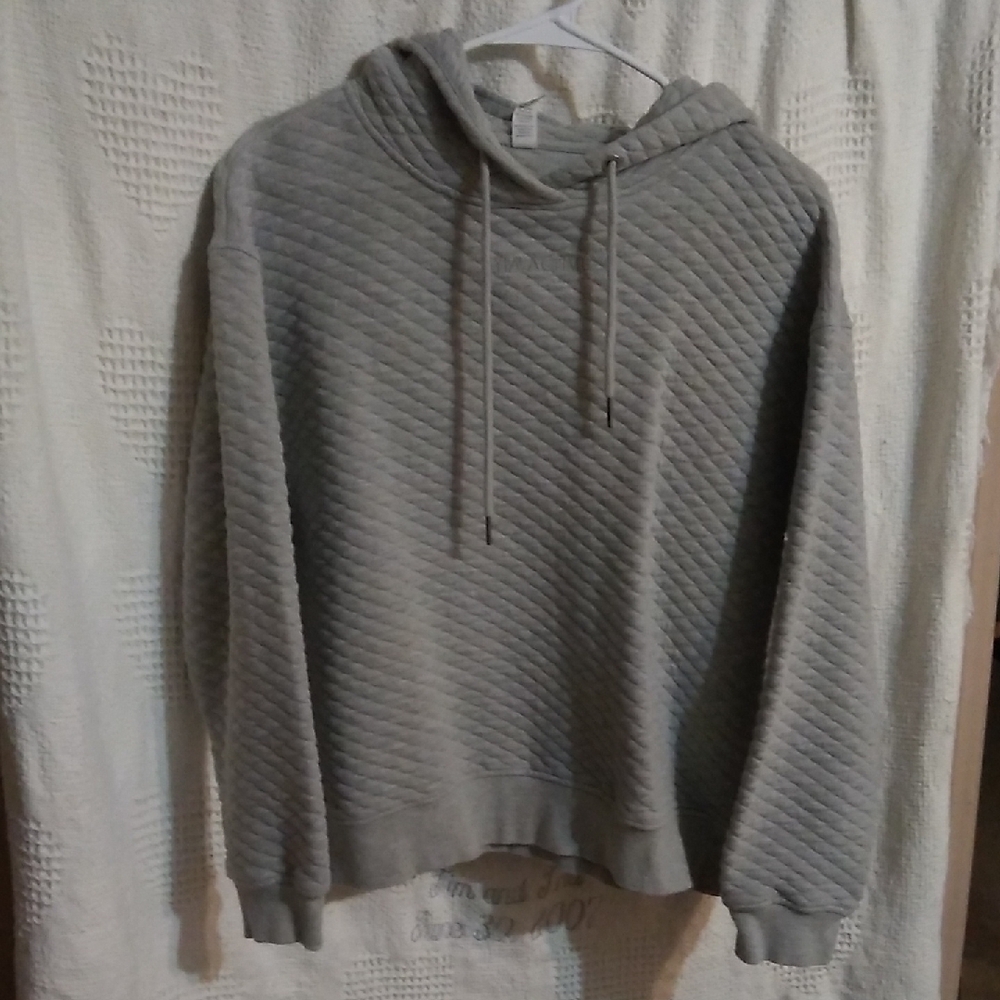 Quilted Gray Hoodie with Drawstrings